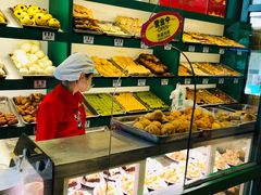 面包甜点陈列柜-南来顺饭庄·清真(南菜园店)