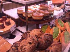 -巴黎贝甜(华堂新辰汇店)