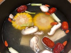 -呷哺呷哺 黄金牧场 (新中关购物中心店)