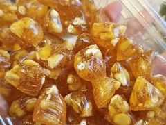 松仁粽子糖-采芝斋评弹茶馆(观前街店)