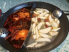 -鸿姐老火锅(疁城新天地店)