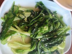 -有红鸡毛店·川菜(建设路店)