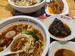 老长沙糖油粑粑-呷佬·长沙手工米粉(金沙江路店)