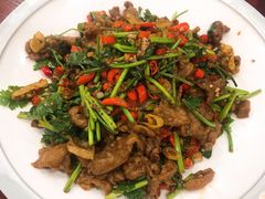 生炒黄牛肉-湖南人家湘菜馆(镇江路店)