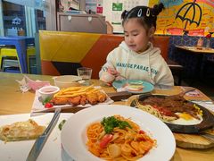 -菲滋意式休闲餐厅(北仑银泰城店)