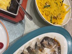 -海派美食·家宴海鲜青岛菜·石锅鲽鱼头(东方城店)