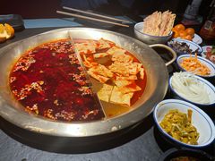 -九鼎轩脆毛肚火锅(南京东路店)