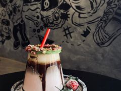 花环-BE NORMAL CAFE(霞溪路店)