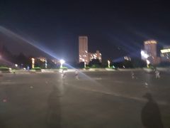 -汇泉广场