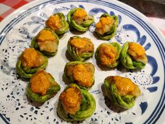 蟹黄墨鱼饼-龙桥私厨·姜花菊花过桥鱼·顺德菜(容桂店)