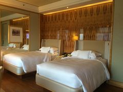 客房床位-新加坡丽思卡尔顿美年酒店