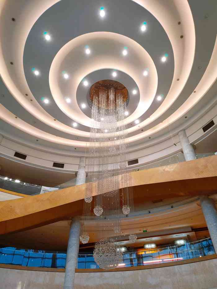 杭州湾海景大酒店-"房间很不错,能俯视乍浦街道,周边感觉差了.