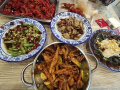 -江城燕子大排档(江汉路步行街店)