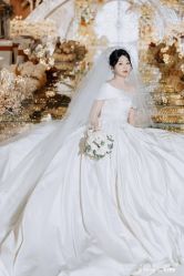 -欣薇婚纱(新源乐汇城店)