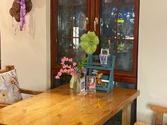 -月亮眼花园餐厅书吧酒吧