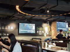 -麦凯伦烧烤·精酿超级工厂店(金桥总店)