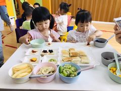 -婴智贝佳蒙特梭利早教托育中心(杨浦店)