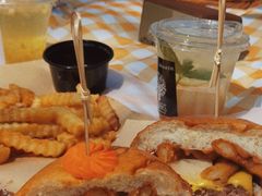 -LESCEDARS Brasserie Bistro香柏树