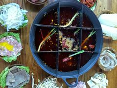 -乖嬢嬢重庆老火锅(南联店)
