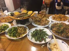 -篱笆院东北饺子王(欧阳路店)