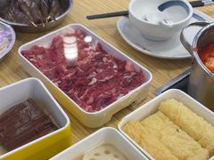 -杨老板·海鲜集市火锅·鲜切牛肉(中防万宝店)