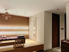 -荷风细雨·中国茶宴(世纪大道店)