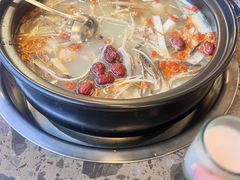 -好吃鬼高原牦牛杂火锅(古尔沟分店)