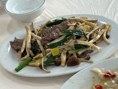 -广客美食坊(丹霞山店)