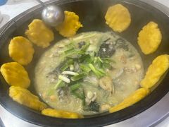 -鲁员外地锅鸡地锅鱼(古墩路店)