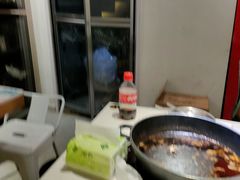 -运气牛自助酱大骨火锅(南京东路店)