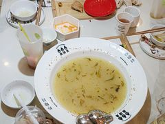-渔语鱼酸菜鱼新川菜(来福士店)