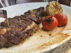 -MONICH牛排融合餐厅(和义大道购物中心店)