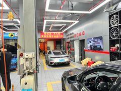 -爱车行 奥迪 奔驰 宝马 保时捷 路虎 专业 维修保养 原厂 奥迪改装升级 中心(静安店)