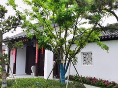 -上海滴水湖皇冠假日酒店