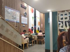 -魏家凉皮(万辉店)