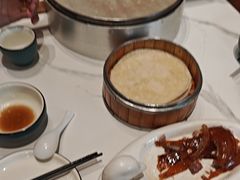-梅利汴京烤鸭•开封豫菜地标店(东大街店)