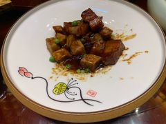 -鲁班小馆(政四街店)