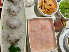 -海底捞火锅鲜切牛肉主题店(长寿路店)