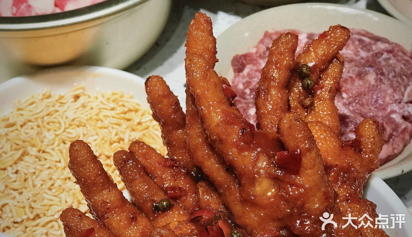 该怎么去形容你zui贴切？怎么比较你都是zui特别的！