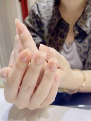 -桃色美甲沙龙
