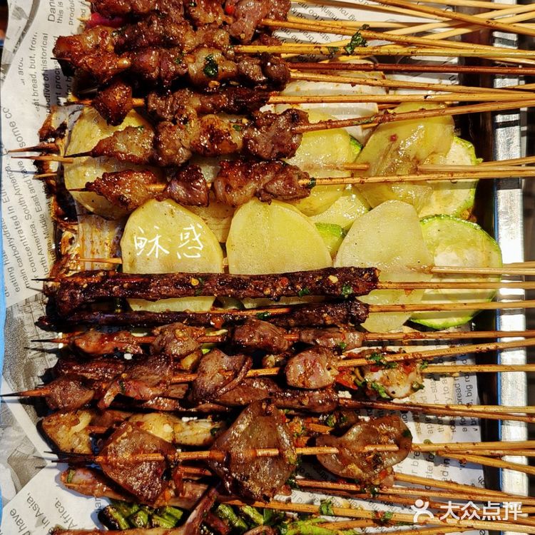 在昆明！发出疯狂尖叫的佤族风味烧烤！！