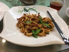 -东豪园林海鲜酒家(南港路辅路店)
