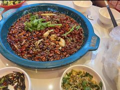 -渔香岛美蛙鱼头火锅(黔灵山公园店)