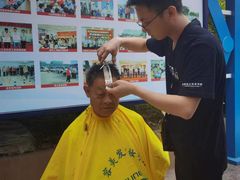 -首脑美容美发化妆美甲培训学校(龙岗校区)