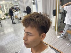 点击看大图 -辛格·潮沙龙