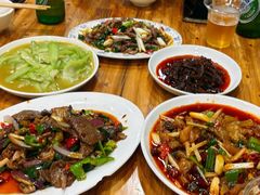 -九九牛肉馆(南山路店)