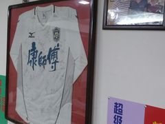 康师傅，我是伪球迷，泰达-兄弟联果木炭烤翅·50年家传鸡翅秘方