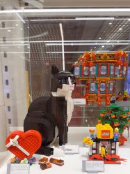 -乐高品牌旗舰店(人民广场店)
