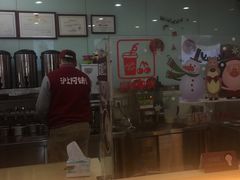 门面-沪上阿姨鲜果茶(华新大街店)