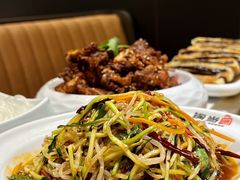 -锅当当铁锅炖烀饼王(长泰广场店)